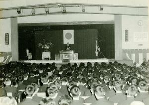 1963＿40周年記念式典本校講堂後ろからWS000028.jpg